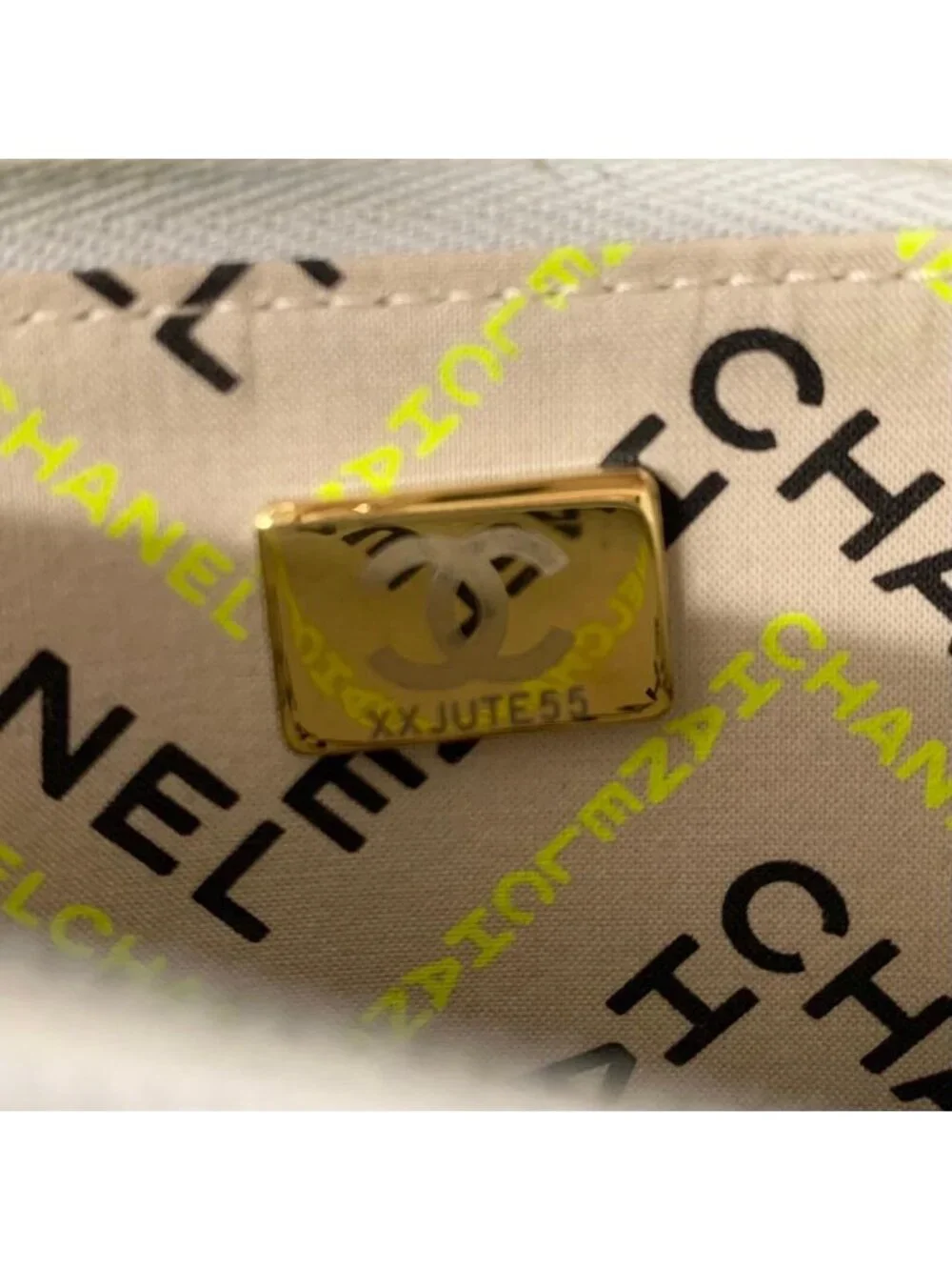 Chanel CC Logo Quilted Chain Wallet Shoulder
